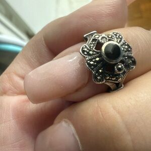 Elegant Silver 925 with Black center Women's Ring